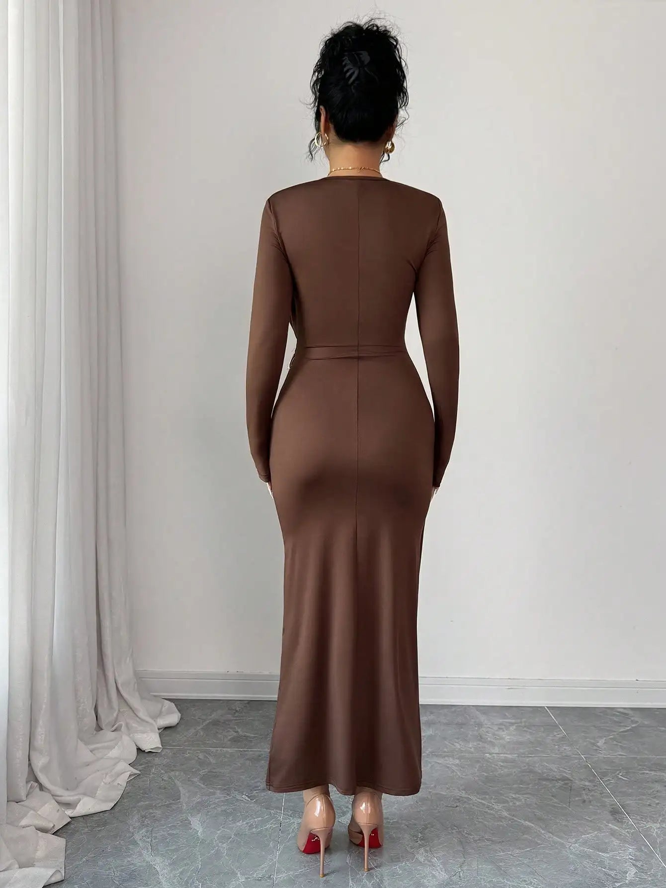Brown Long Sleeve Fitted Dress with Waist Cinch and Side Slit, Elegant Chic for Party or Commute